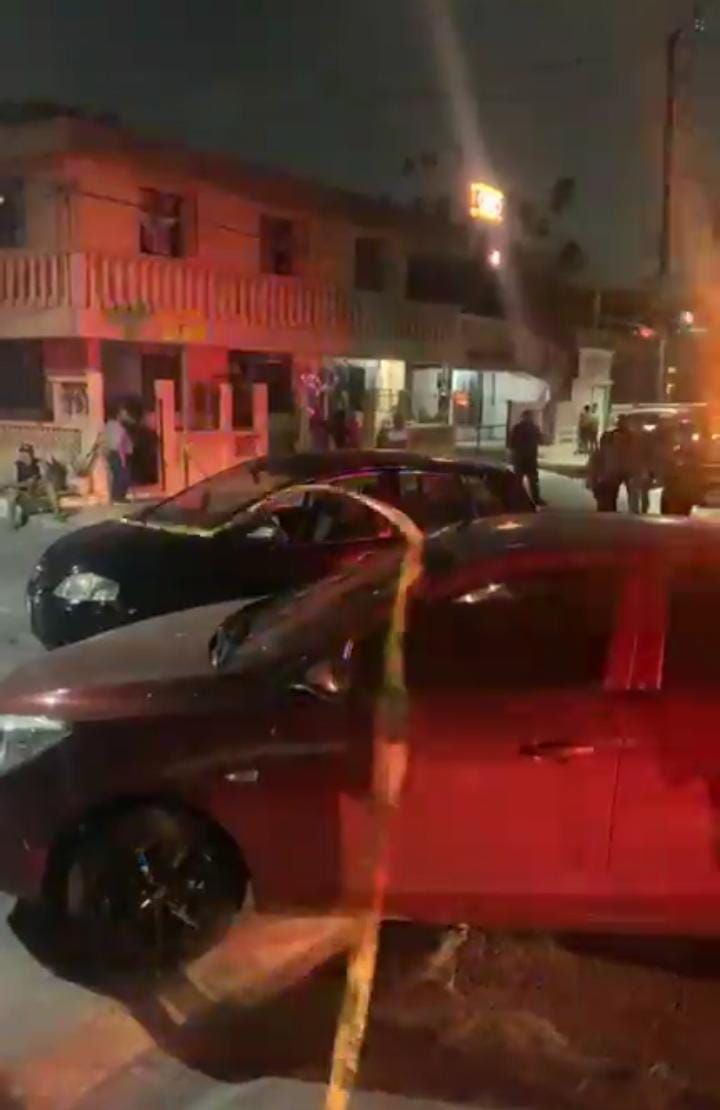 Policías ministeriales protagonizan accidente en la Colonia Tamaulipas y cometen&nbsp; abuso de&nbsp;autoridad.