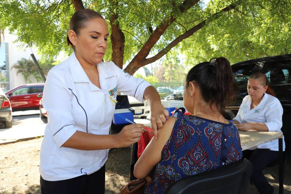 Llama Salud a la población a vacunarse en campaña&nbsp;intensiva