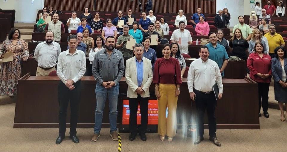 Acreditan diplomado en la UAT 55 guías de turistas en&nbsp;Tamaulipas