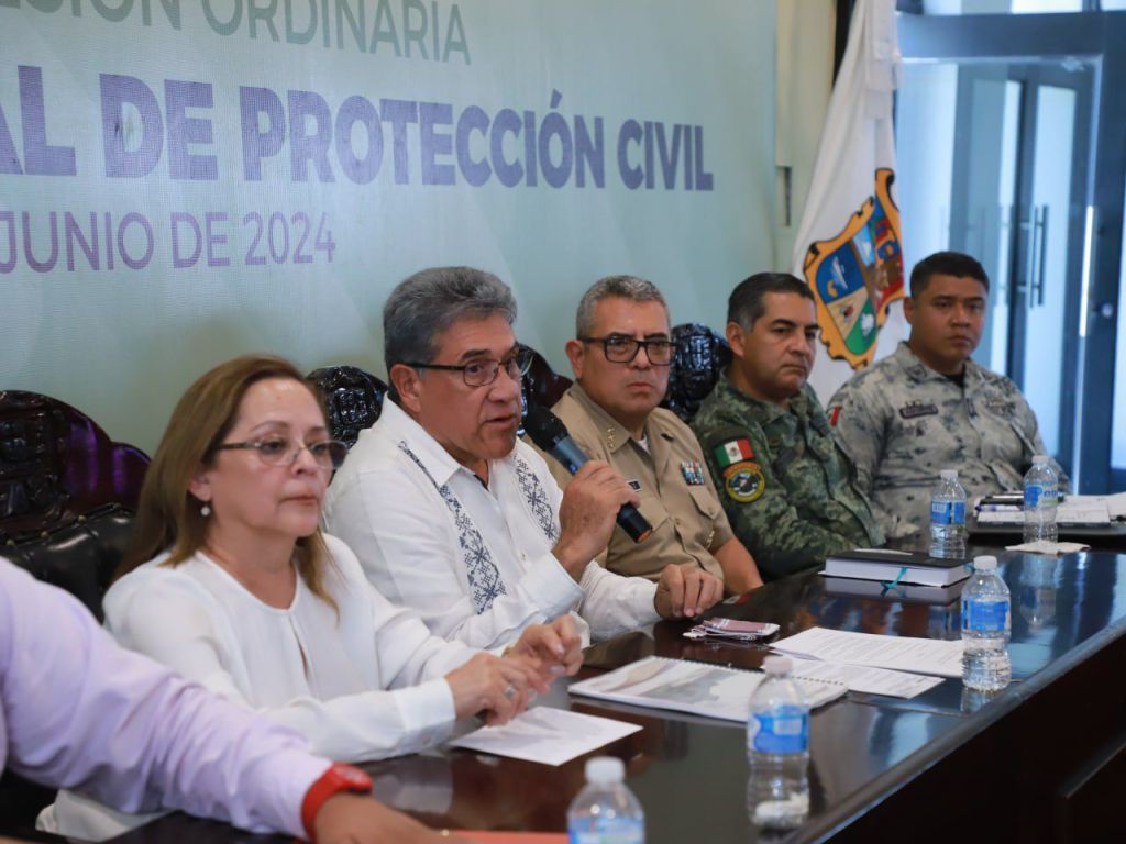 El alcalde, Dr. Armando Martínez Manríquez encabezó esta segunda sesión&nbsp;extraordinaria