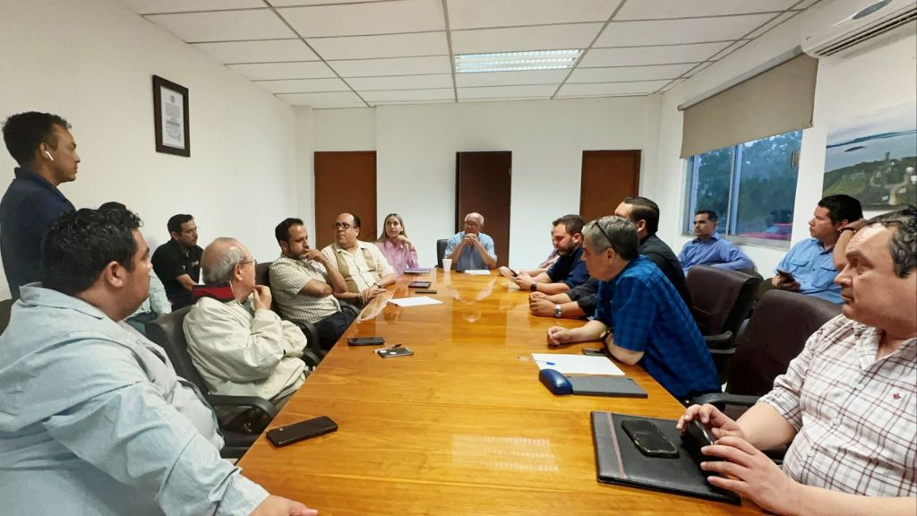 Sesiona comité interno de COMAPA&nbsp;Victoria