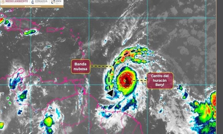 «Beryl» se intensifica a huracán de categoría 3; sin peligro para México:&nbsp;SMN