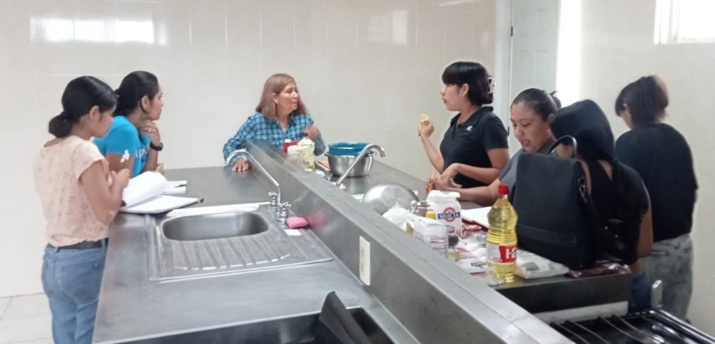 Imparten Curso de Panadería y Repostería en el CDC Ampliación Candelario&nbsp;Garza