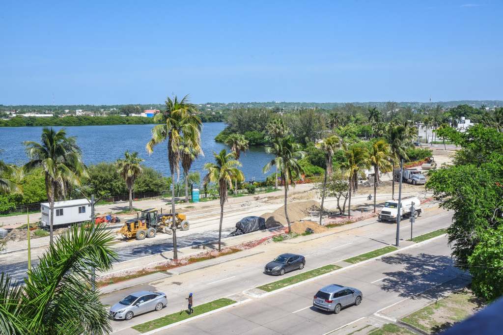 Avanza Construcción de Nueva Etapa del Parque Urbano Laguna del&nbsp;Carpintero