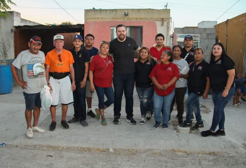 Reconocen compromiso de Paco González para con familias de Río&nbsp;Bravo