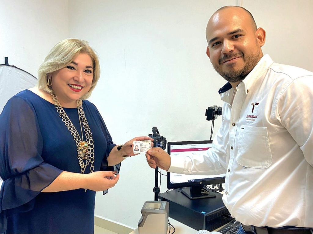 Invita Adriana Lozano a tramitar Licencia de Conducir para&nbsp;Automovilista