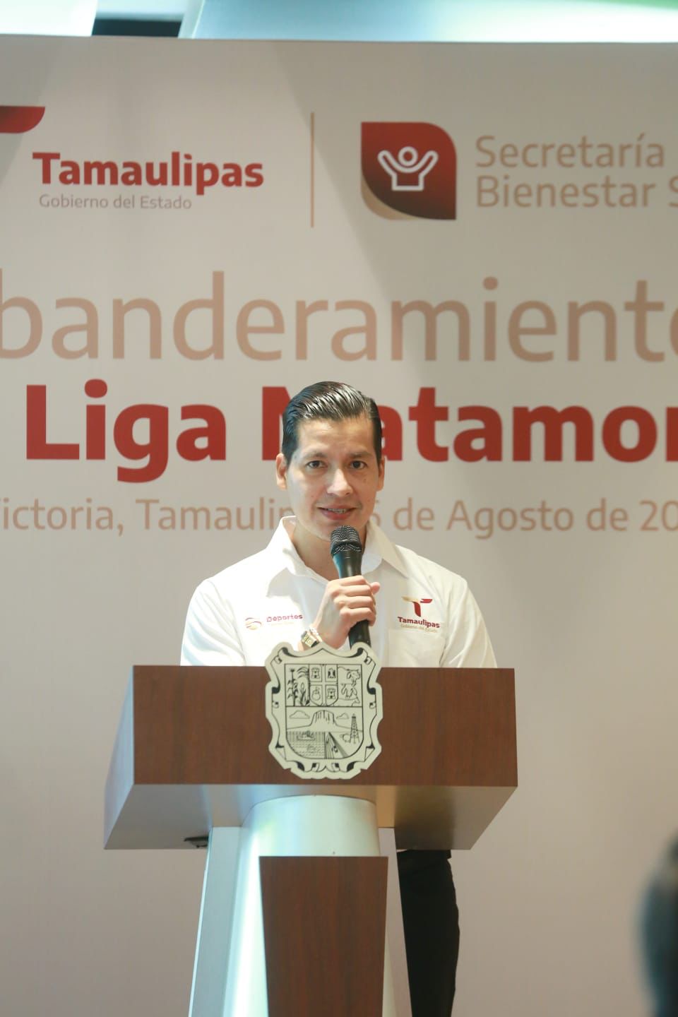 Abandera María de Villarreal a equipo matamorense que representará a México en el Mundial de Béisbol&nbsp;Infantil