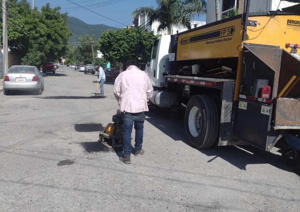 Activan Estado y Municipioprograma emergente de&nbsp;bacheo.