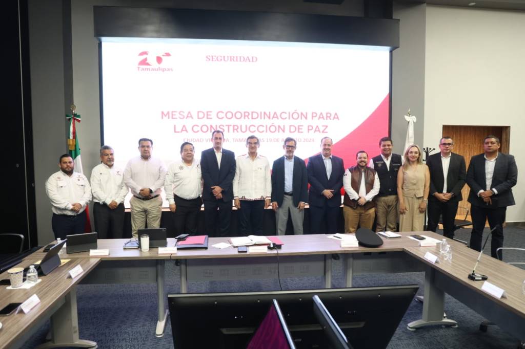 Participan ejecutivos de FEMSA en reunión de seguridad con AVA y reconocen&nbsp;avances
