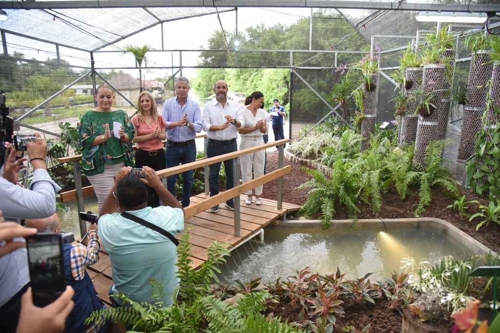 Inauguran Chucho Nader y Aída Féres de Nader Nuevo Orquideario en el Vivero&nbsp;Municipal
