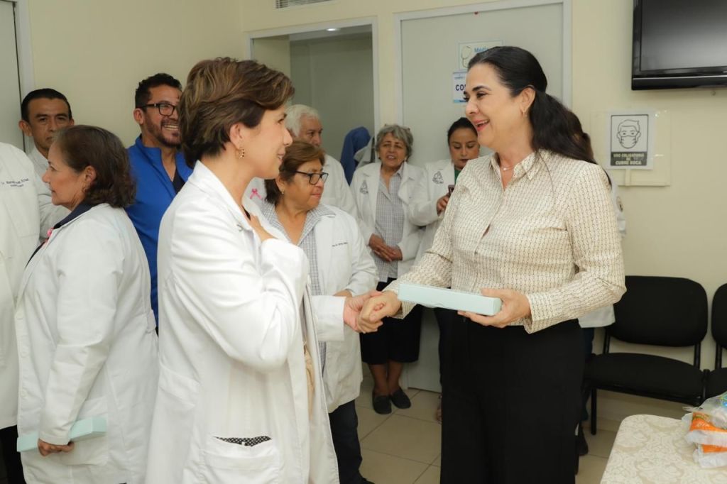 Reconoce Mónica Villarreal a los Profesionales Médicos en su&nbsp;Día