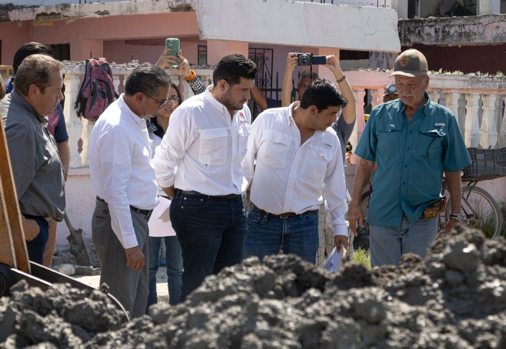Alcalde Alberto Granados supervisa obras de drenaje en Matamoros: 80 millones de pesos para 30&nbsp;colonias