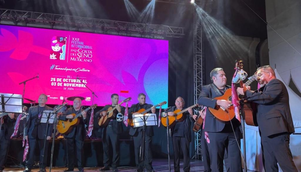 Noche de flamenco y boleros en el Festival Internacional de la Costa del Seno&nbsp;Mexicano