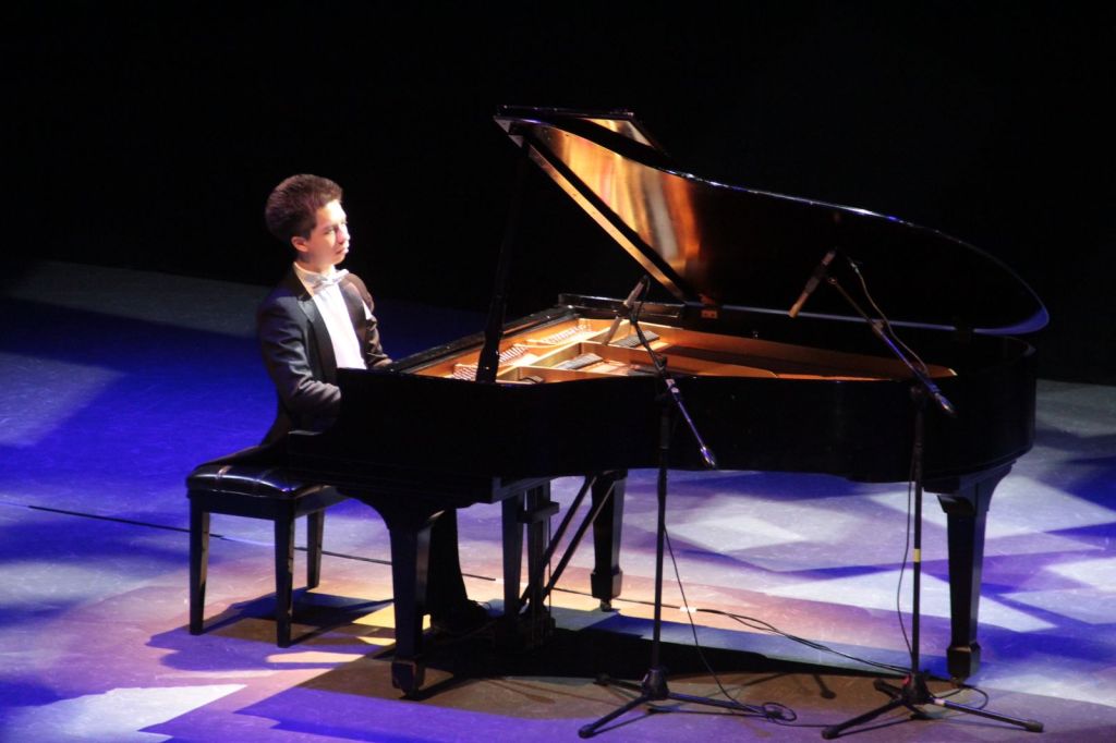 Mateo Hurtado deslumbró en Ciudad Victoria en el marco del XXII Festival Internacional en la Costa del Seno&nbsp;Mexicano