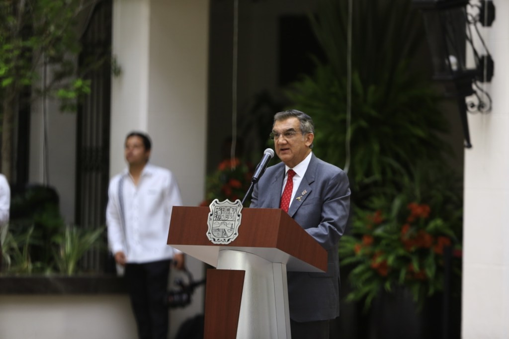 Inaugura Américo rehabilitación de Palacio de Gobierno de Tamaulipas y devela escudos de los 43&nbsp;municipios