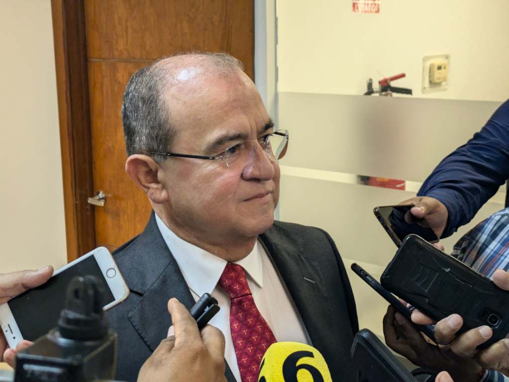 «La prevención es la clave»: Diputado García Fuentes promueve la autoexploración para reducir el cáncer de mama y&nbsp;próstata