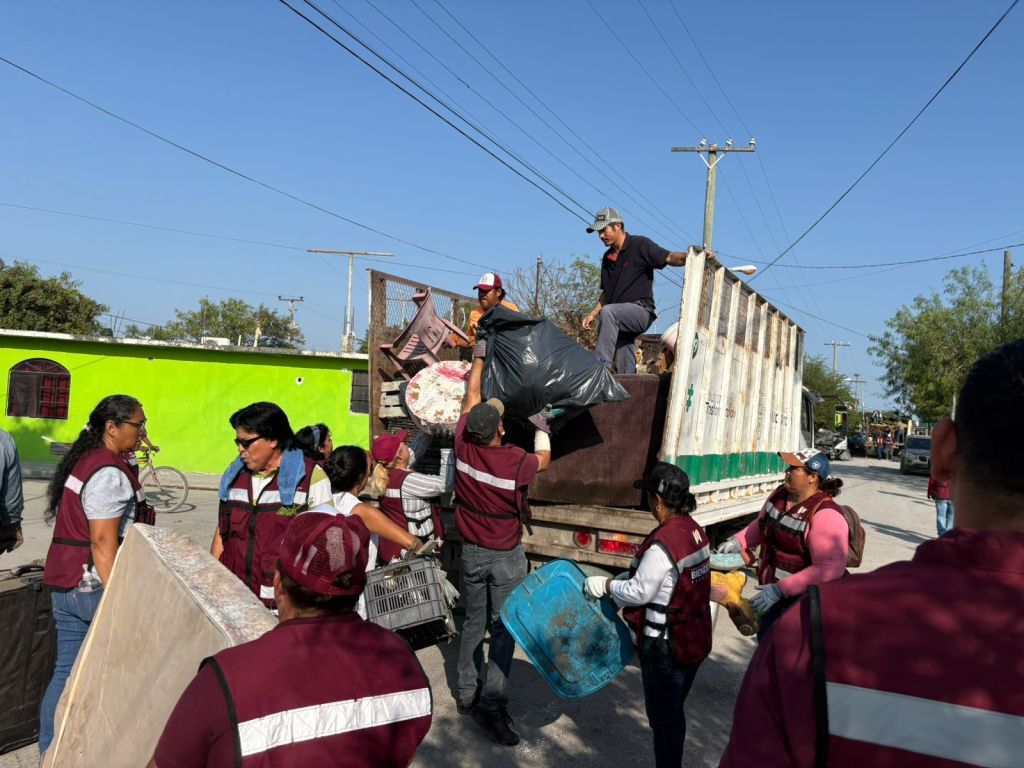 Recolecta Bienestar Social 22 toneladas de cacharros en la colonia El&nbsp;Paraíso