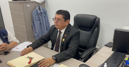 BENÉFICOS DESCUENTOS A AUTOMOVILISTAS EN LA OFICINA FISCAL: MARCELO&nbsp;OLAN