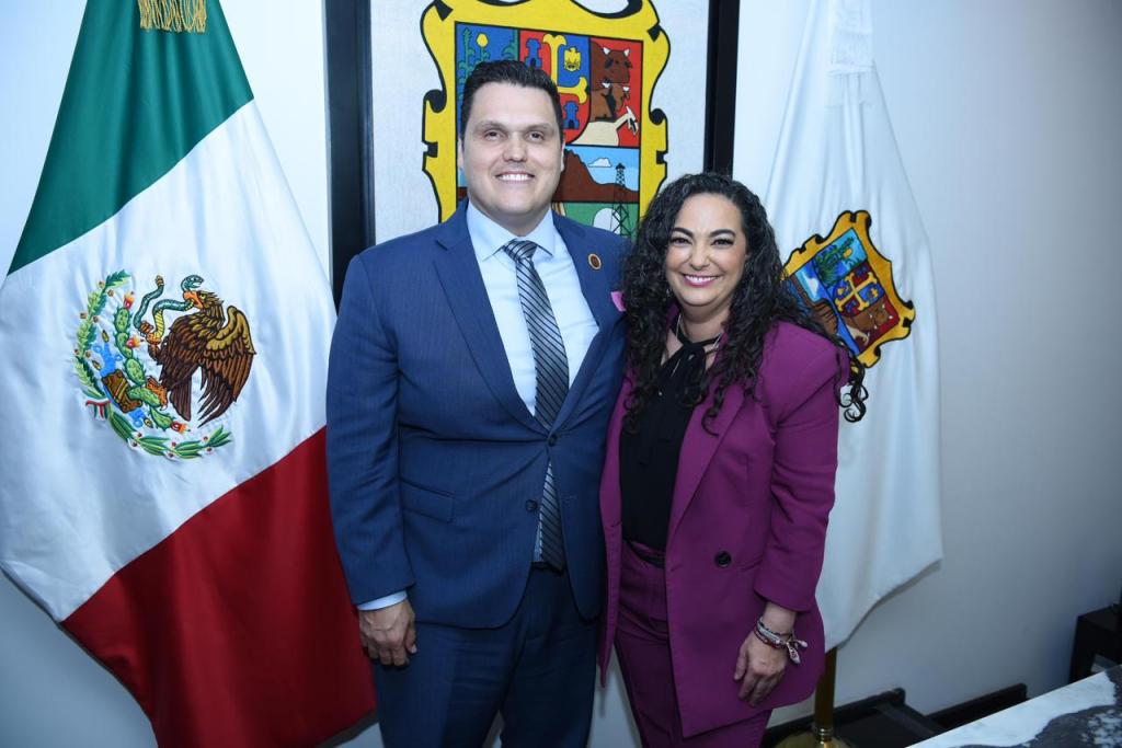 Visita presidente de la Junta de Gobierno Humberto Prieto Herrera, sede del Senado de la República en&nbsp;México.