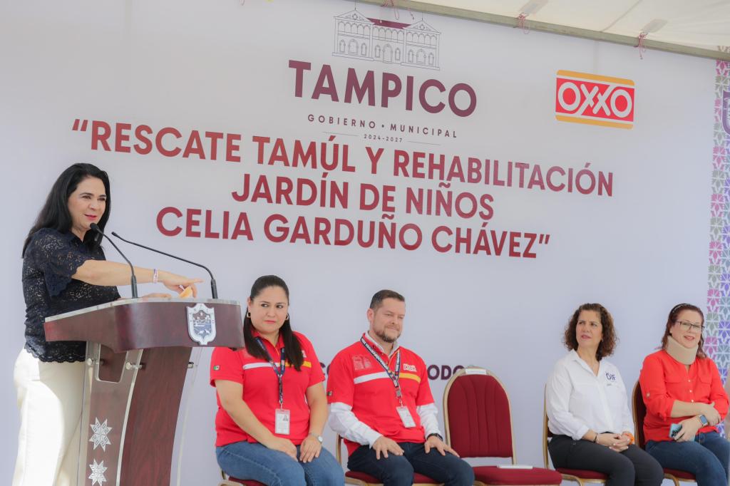 Entrega Mónica Villarreal Obras de Rehabilitación Educativa y Social en colonia&nbsp;Arenal