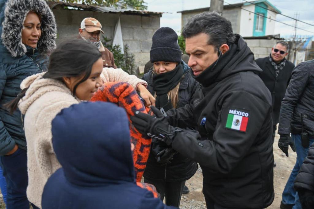 Distribuyen Municipio y DIFVictoria apoyos&nbsp;invernales.