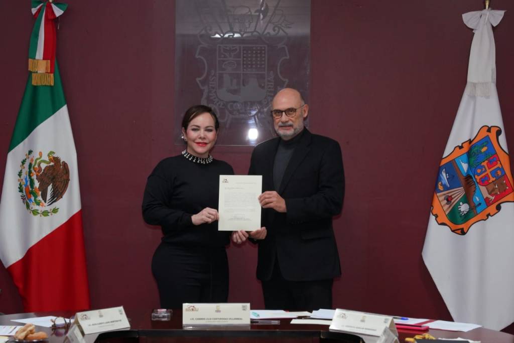 IMPULSARÁ ALCALDESA CARMEN LILIA CANTUROSAS PROGRAMAS DE VIVIENDA DIGNA A TRAVÉS DEL IMVISU; TOMA PROTESTA NUEVO&nbsp;TITULAR