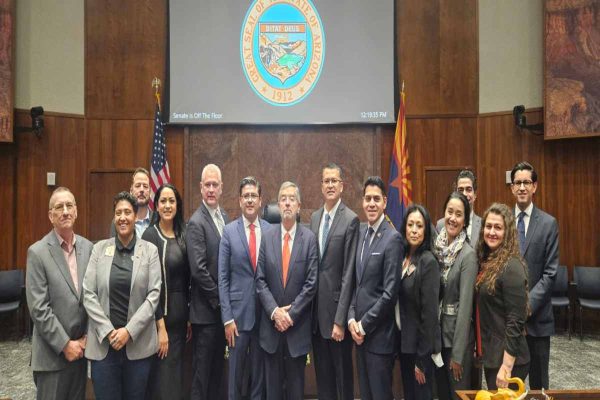 México dialoga sobre aranceles con equipo de Trump, confirma De la&nbsp;Fuente