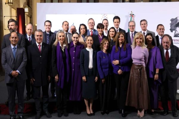 Claudia Sheinbaum presenta avances del Plan México a&nbsp;empresarios