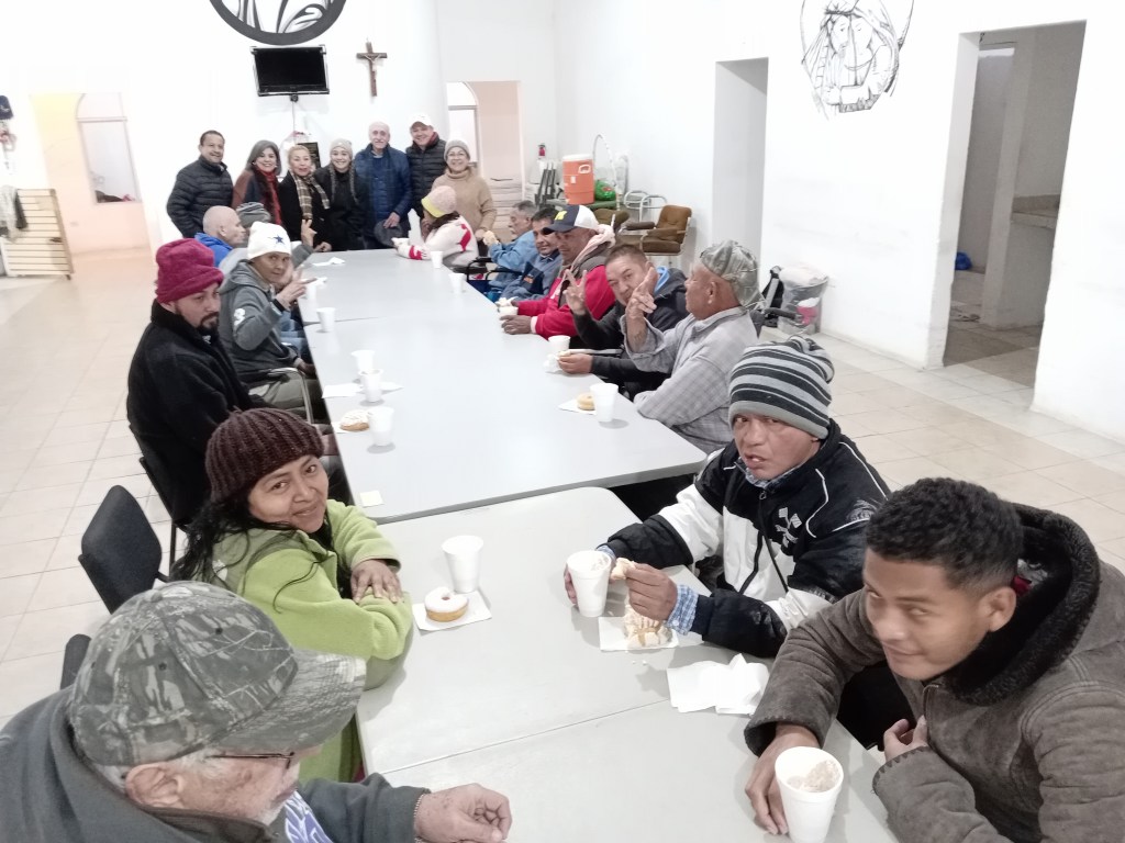 Visitan Casa del Indigente para entregar&nbsp;cobijas