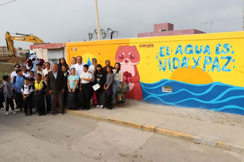 Develan el mural “El Agua es Vida y&nbsp;Paz’’