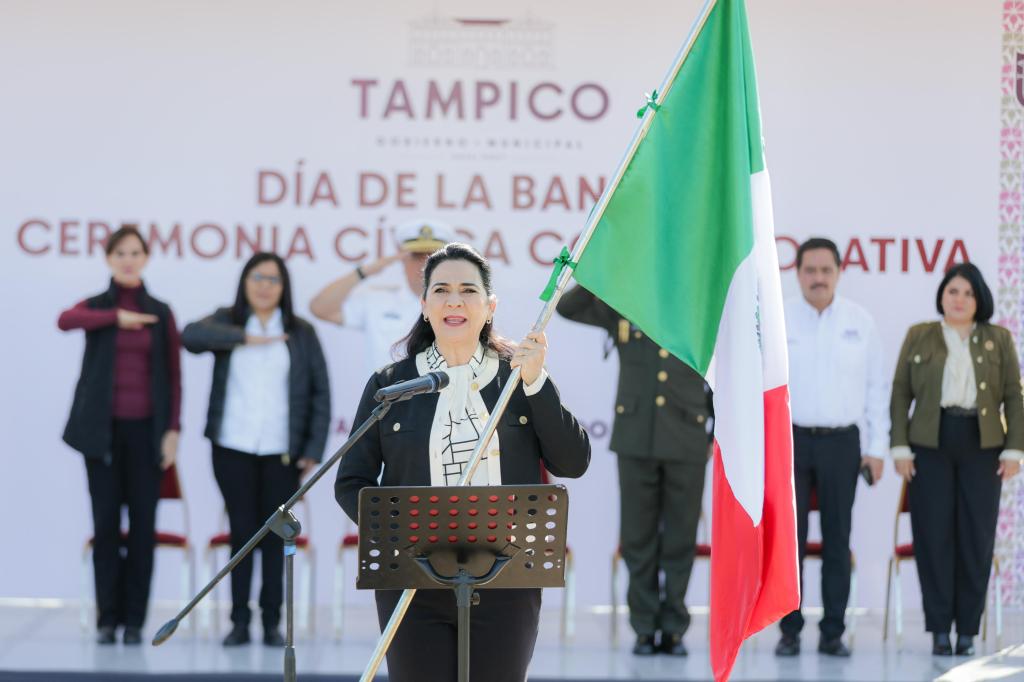Encabeza Mónica Villarreal Conmemoración del Día de la&nbsp;Bandera