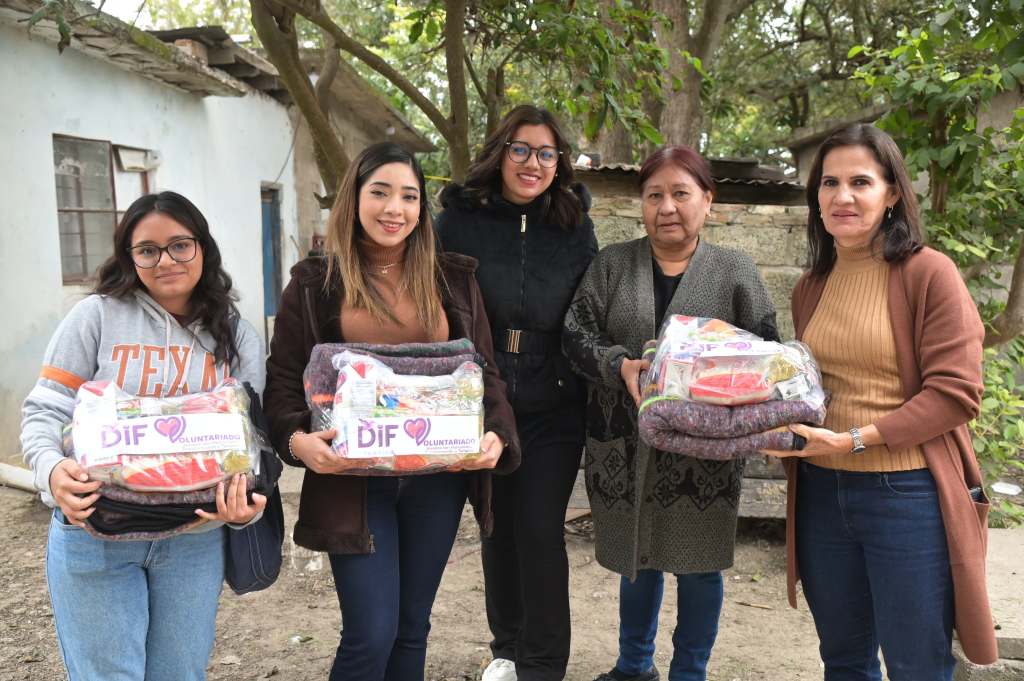 Distribuye DIF Tampico Beneficios a Familias de Zonas&nbsp;Populares