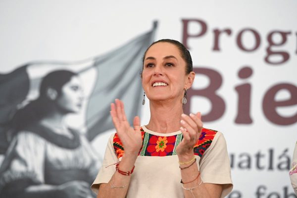 Sheinbaum anuncia recuperación de petroquímica de Pemex en Veracruz para&nbsp;fertilizantes