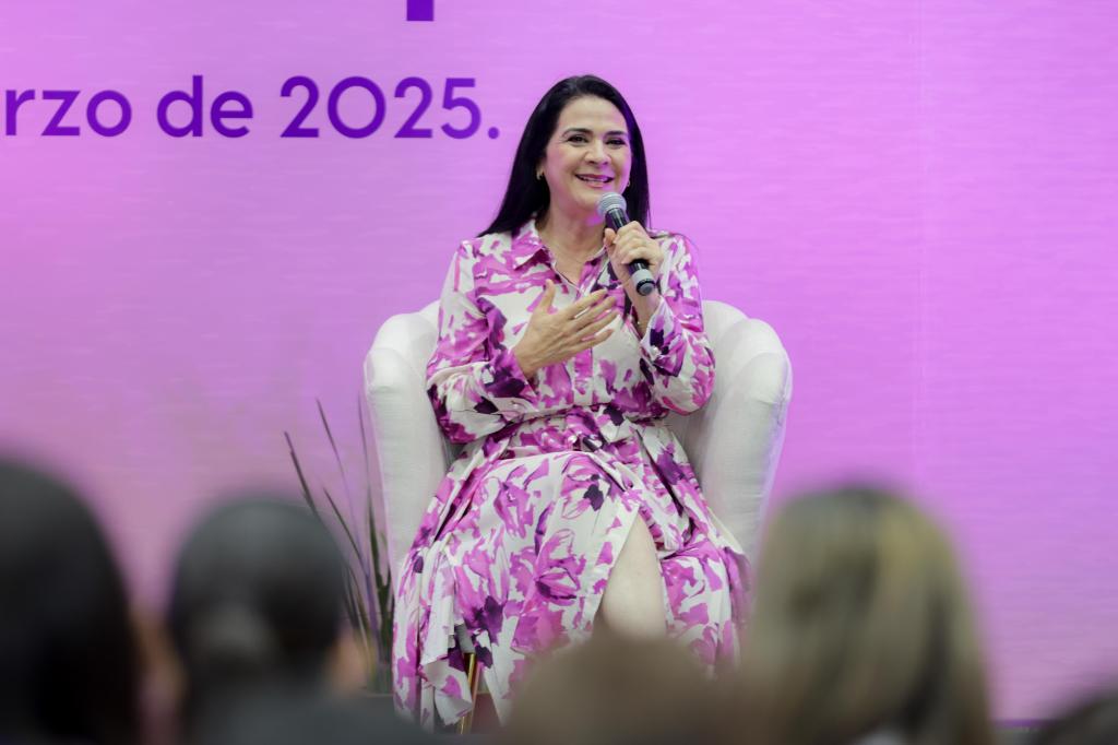 Refrenda Mónica su Compromiso con la Igualdad y el Empoderamiento&nbsp;Femenino