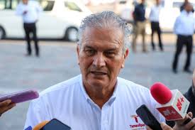 Exhorta secretario de Salud a vacunarse contra el sarampión y completar&nbsp;esquemas