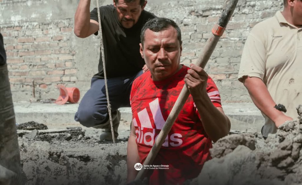 Continúa gobierno municipal fortaleciendo servicios básicos en la colonia Ampliación Las&nbsp;Granjas