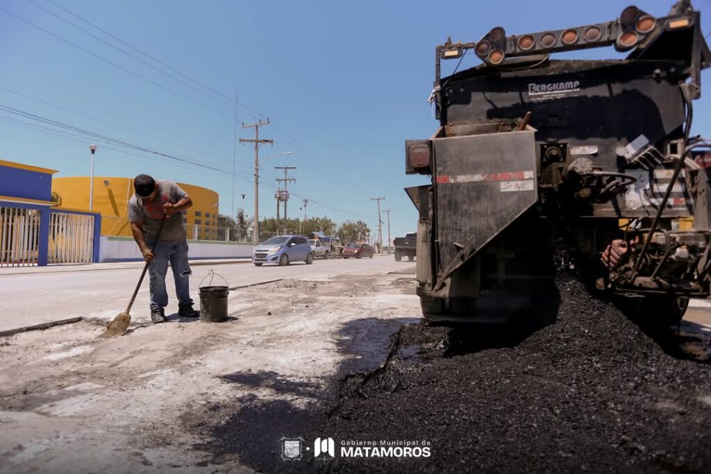 Avanza el mejoramiento vial en Matamoros con acciones en cinco&nbsp;colonias