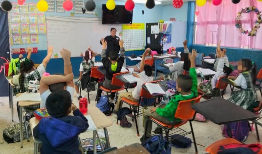 Reciben estudiantes de Reynosa visita y orientación de la Guardia Estatal de&nbsp;Género