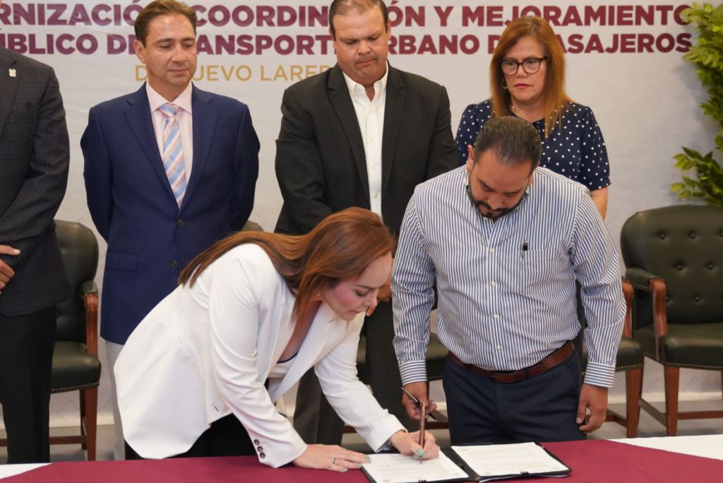 CARMEN LILIA CANTUROSAS IMPULSA HISTÓRICO CAMBIO EN EL TRANSPORTE PÚBLICO DE LA&nbsp;CIUDAD