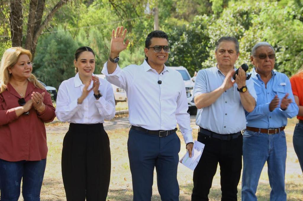Alcalde Lalo Gattás poneen marcha instalación dedesarenador en La&nbsp;Peñita.