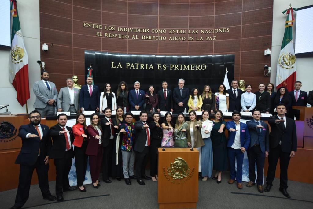 Los jóvenes contribuyen al presente y futuro de nuestro país: Senadora Olga Sosa&nbsp;Ruíz