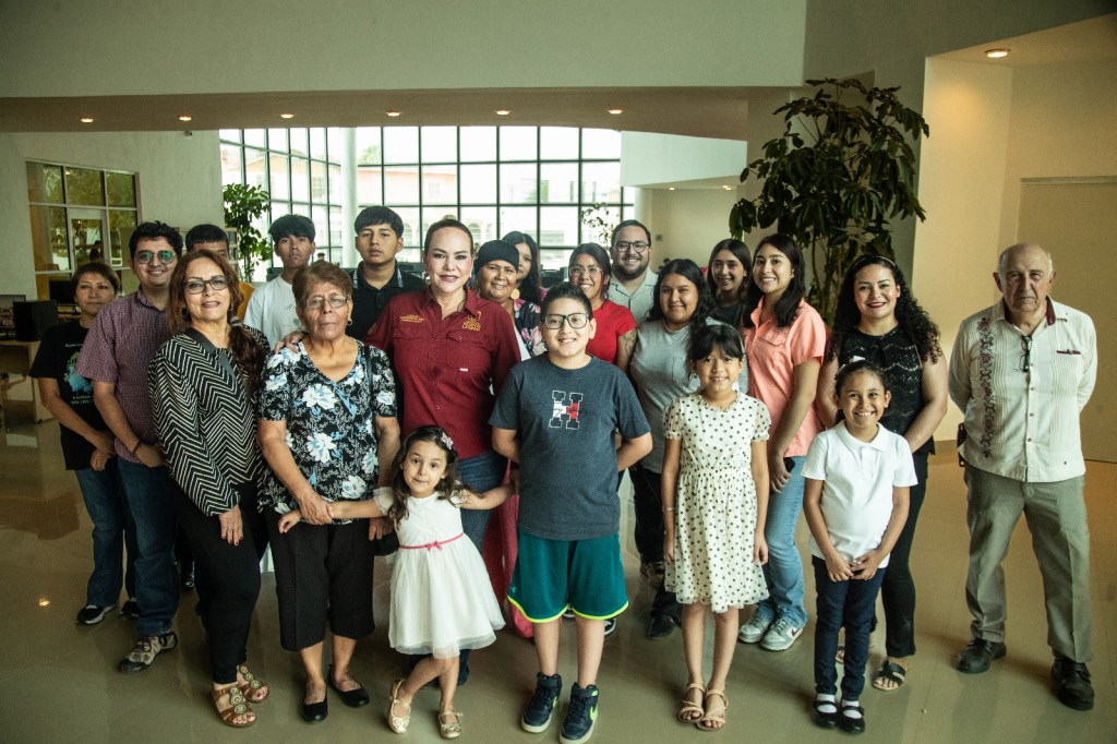 RESPALDAN CIUDADANOS TRABAJO DE ALCALDESA CARMEN LILIA CANTUROSAS EN SU PRIMER INFORME DE&nbsp;GOBIERNO