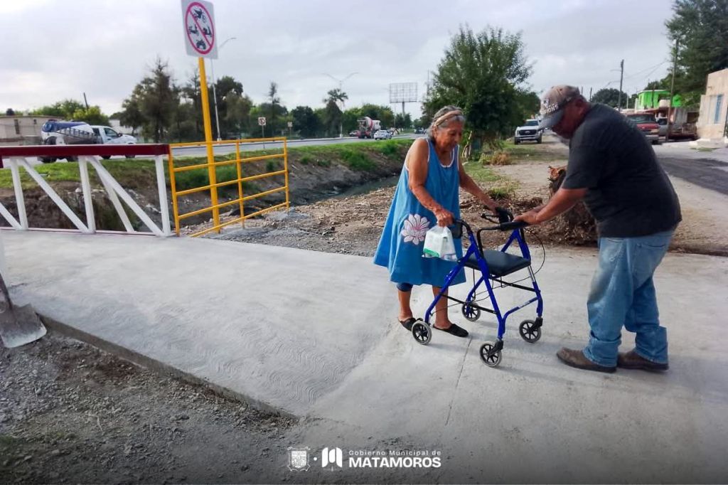 Gobierno de Beto Granados construye inclusión con puentes peatonales&nbsp;accesibles