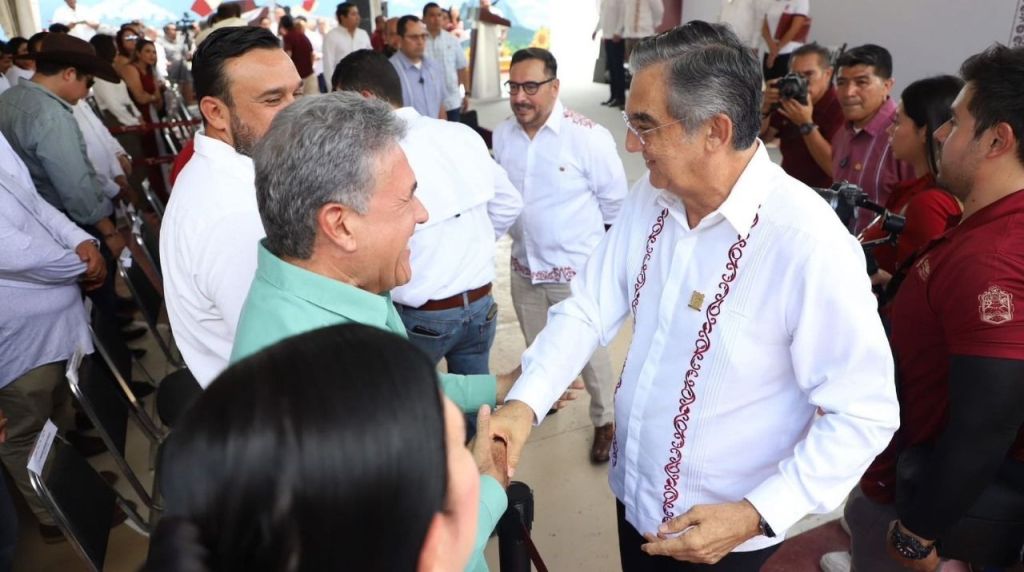 Asiste el alcalde Armando Martínez a la firma de convenio entre IPN y Gobierno del&nbsp;Estado