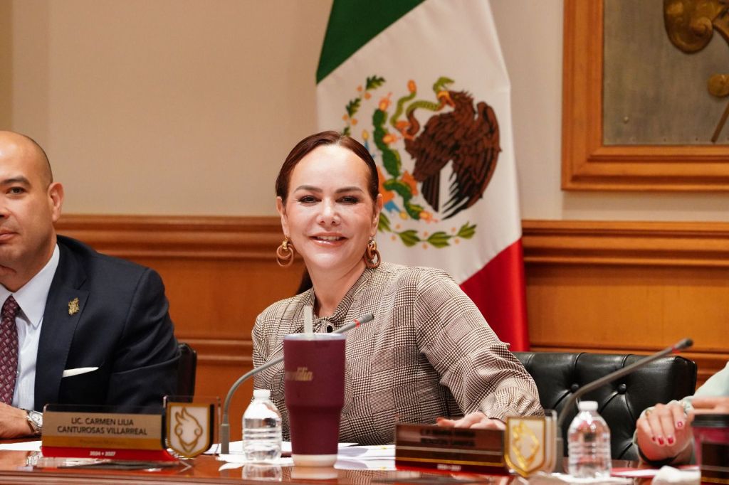 CONSOLIDA NUEVO LAREDO LIDERAZGO ESTRATÉGICO: ALCALDESA CARMEN LILIA CANTUROSAS DESTACA SINERGIA CON GOBIERNOS FEDERAL Y&nbsp;ESTATAL