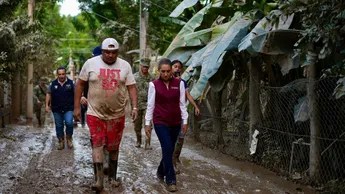 Sheinbaum supervisa entrega de ayuda humanitaria y traslados médicos en Poza Rica y Álamo Temapache,&nbsp;Veracruz