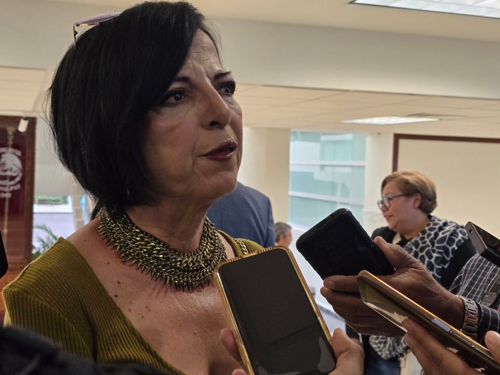 Eva Reyes lamenta deceso de regidor y pide clasificar el delito con precisión y sin&nbsp;prejuicios