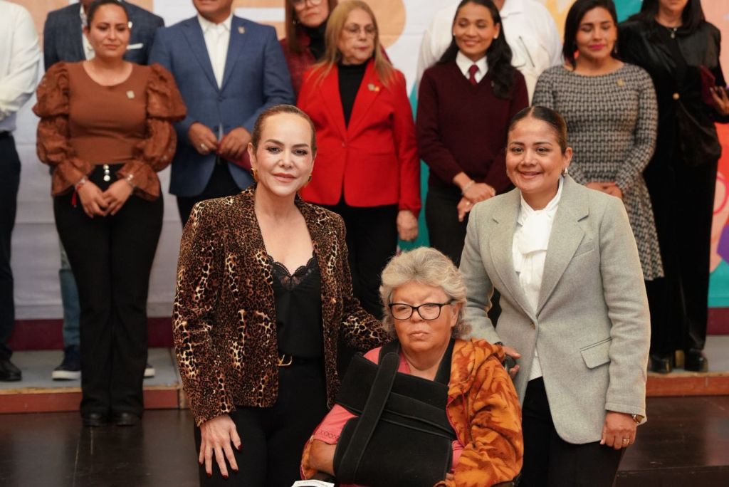 GOBIERNO MUNICIPAL ENTREGA 260 PARES DE LENTES EN NUEVA JORNADA DE APOYO A LA SALUD&nbsp;VISUAL