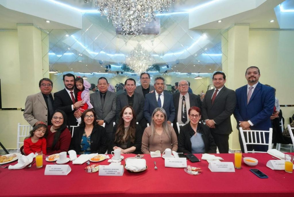 FORTALECE CARMEN LILIA CANTUROSAS LAZOS DE UNIDAD Y COLABORACIÓN CON LÍDERES RELIGIOSOS DE NUEVO&nbsp;LAREDO