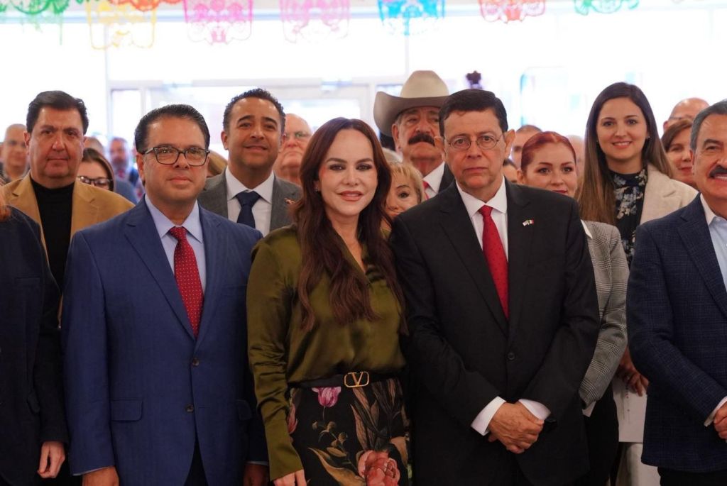 DESTACA ALCALDESA CARMEN LILIA CANTUROSAS FORTALEZA BINACIONAL DE LOS DOS LAREDOS DURANTE INFORME DEL CONSULADO DE MÉXICO EN&nbsp;LAREDO